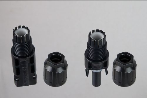 工厂现货mc4光伏连接器太阳能电缆防水插头电线连接头ip67混批